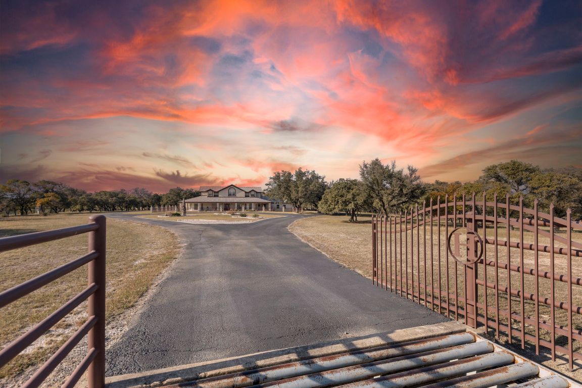 8300 Money Pit Road , Killeen, TX, 76542 | 6351763 | Realty Texas LLC