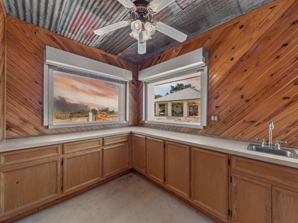 8300 Money Pit Road , Killeen, TX, 76542 | 6351763 | Realty Texas LLC