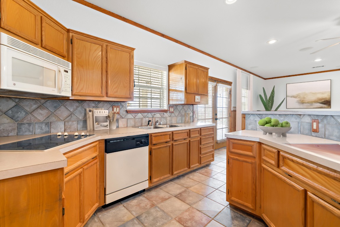 8300 Money Pit Road , Killeen, TX, 76542 | 6351763 | Realty Texas LLC