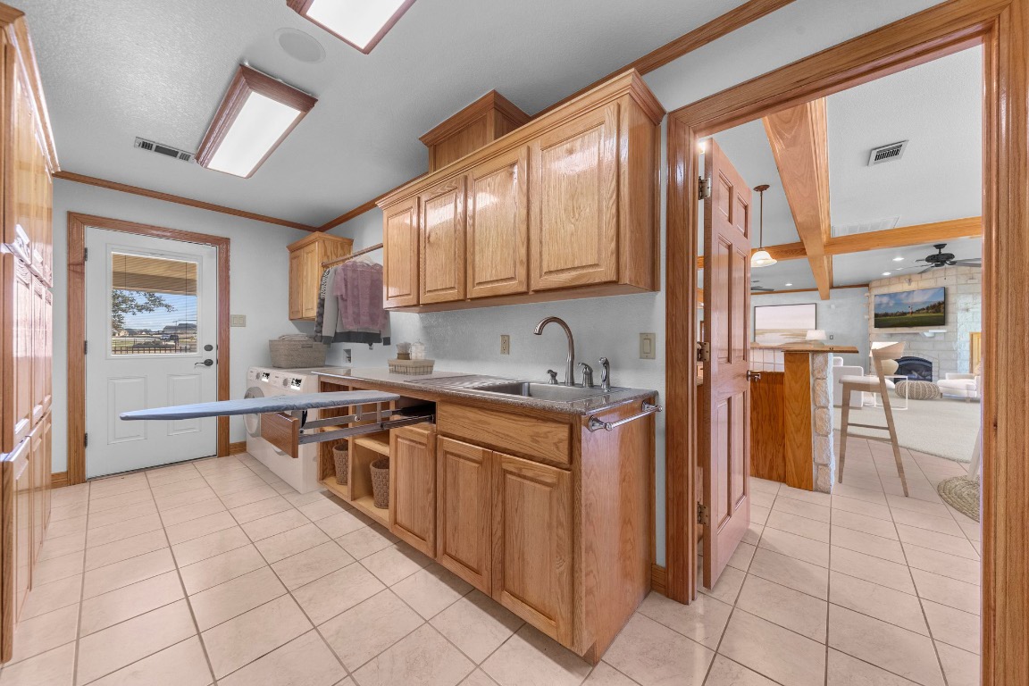 8300 Money Pit Road , Killeen, TX, 76542 | 6351763 | Realty Texas LLC