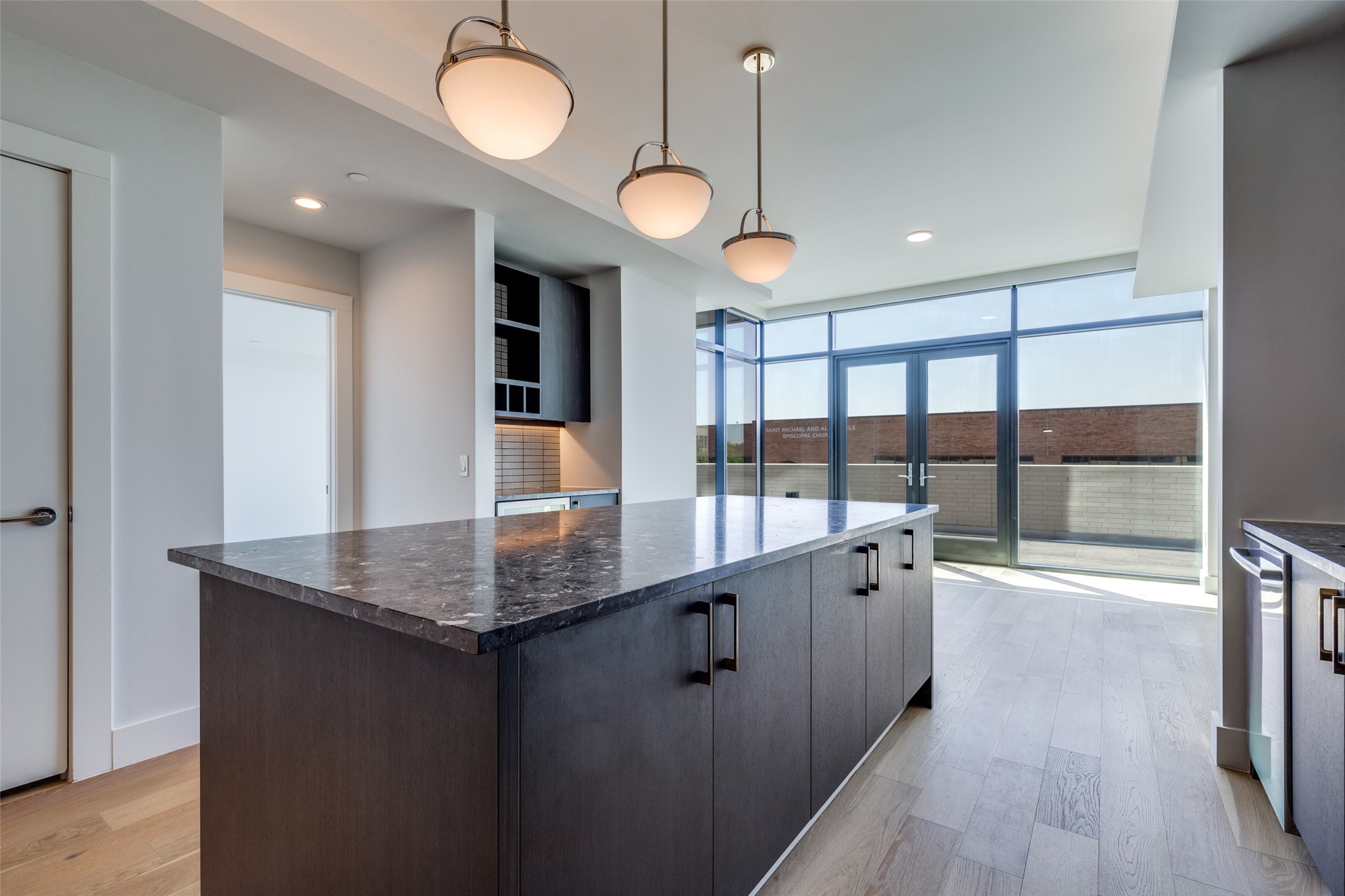 8119 Douglas Avenue 206, Dallas, TX, 75225 | 20966627 | Realty Texas LLC