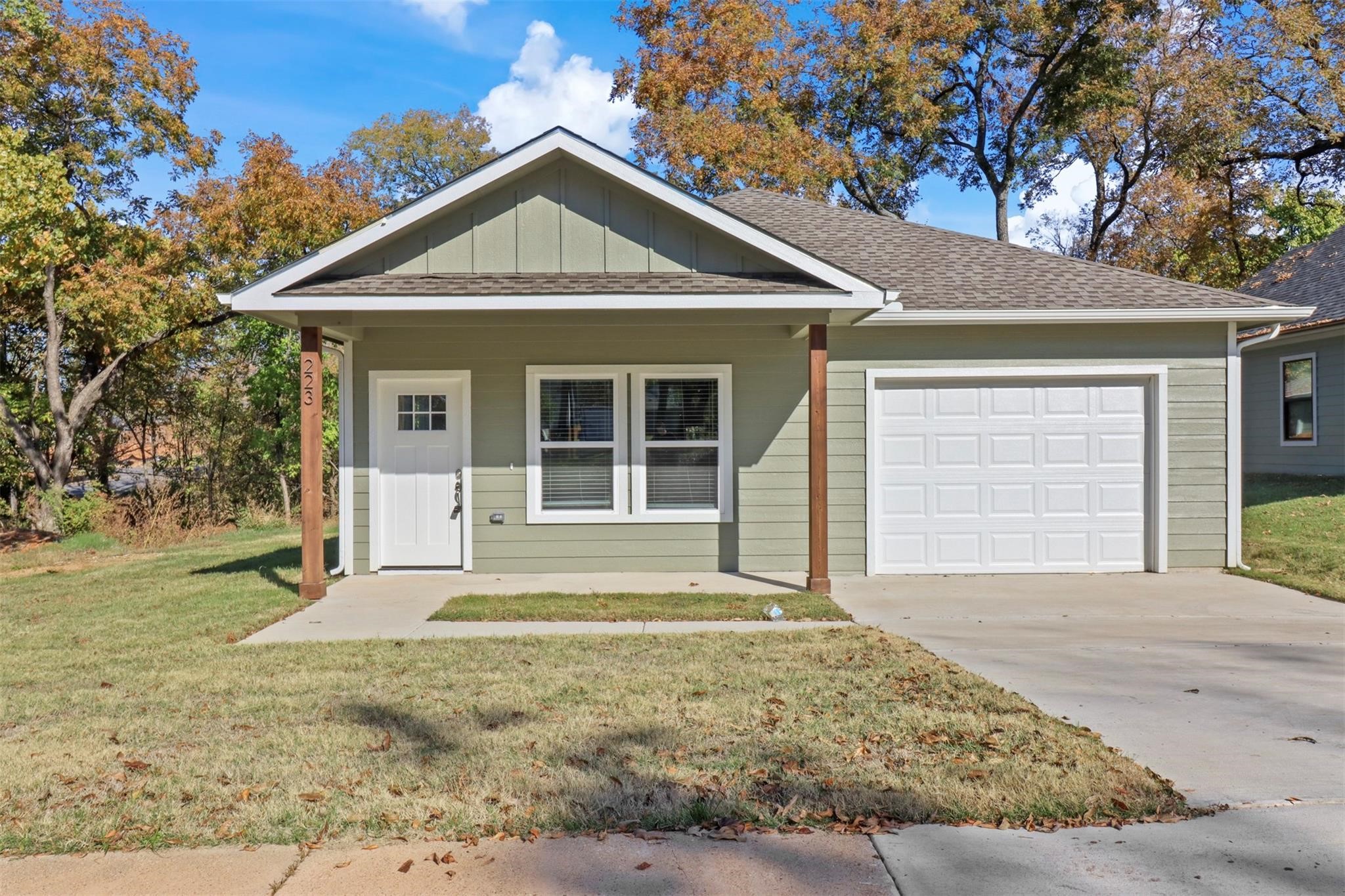 223 W Walker Street, Denison, TX, 75020 | 20967110 | Realty Texas LLC