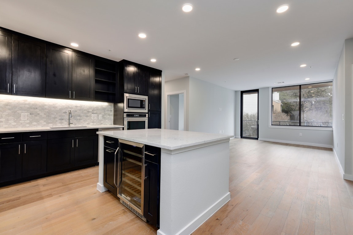 900 S 1st Street 307, Austin, TX, 78704 | 2851027 | Realty Texas LLC