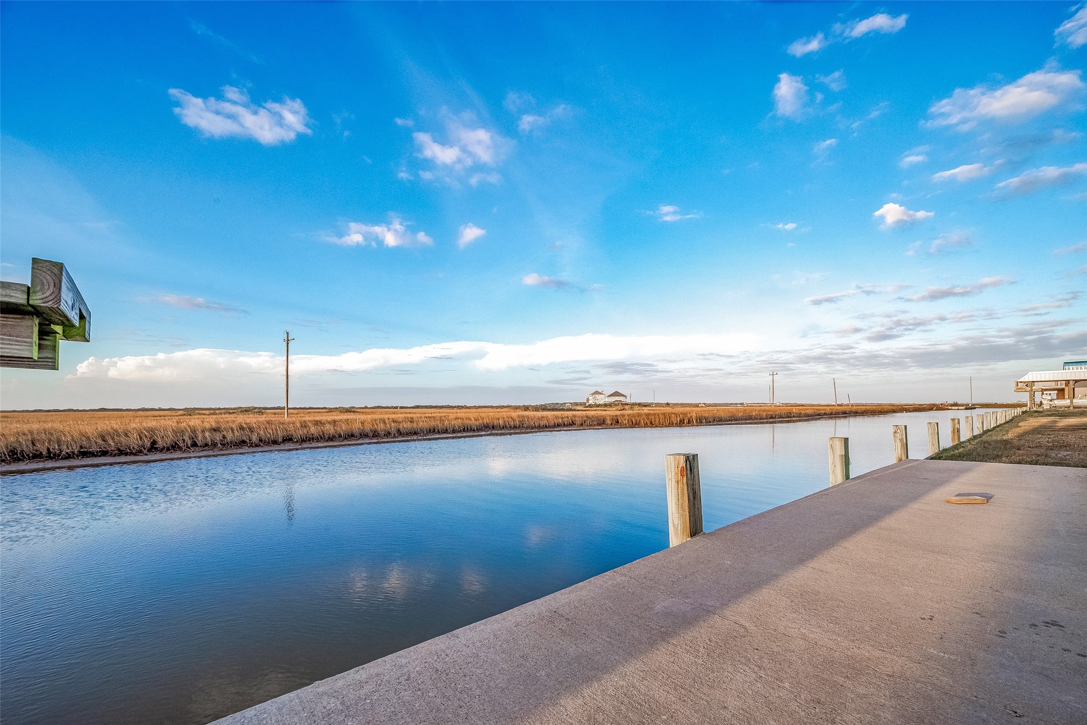 1111 Gator Point, Crystal Beach, TX, 77650 | 79587089 | Realty Texas LLC