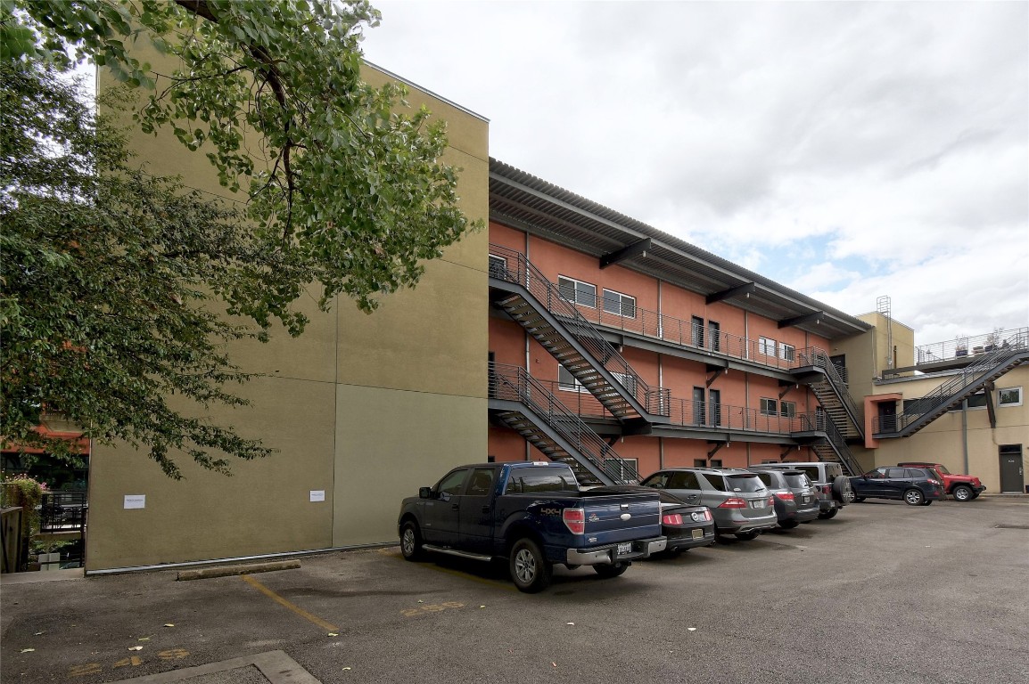 601 Brushy Street 205 , Austin, TX, 78702 | 6186108 | Realty Texas LLC