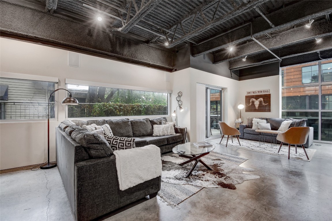 601 Brushy Street 205 , Austin, TX, 78702 | 6186108 | Realty Texas LLC