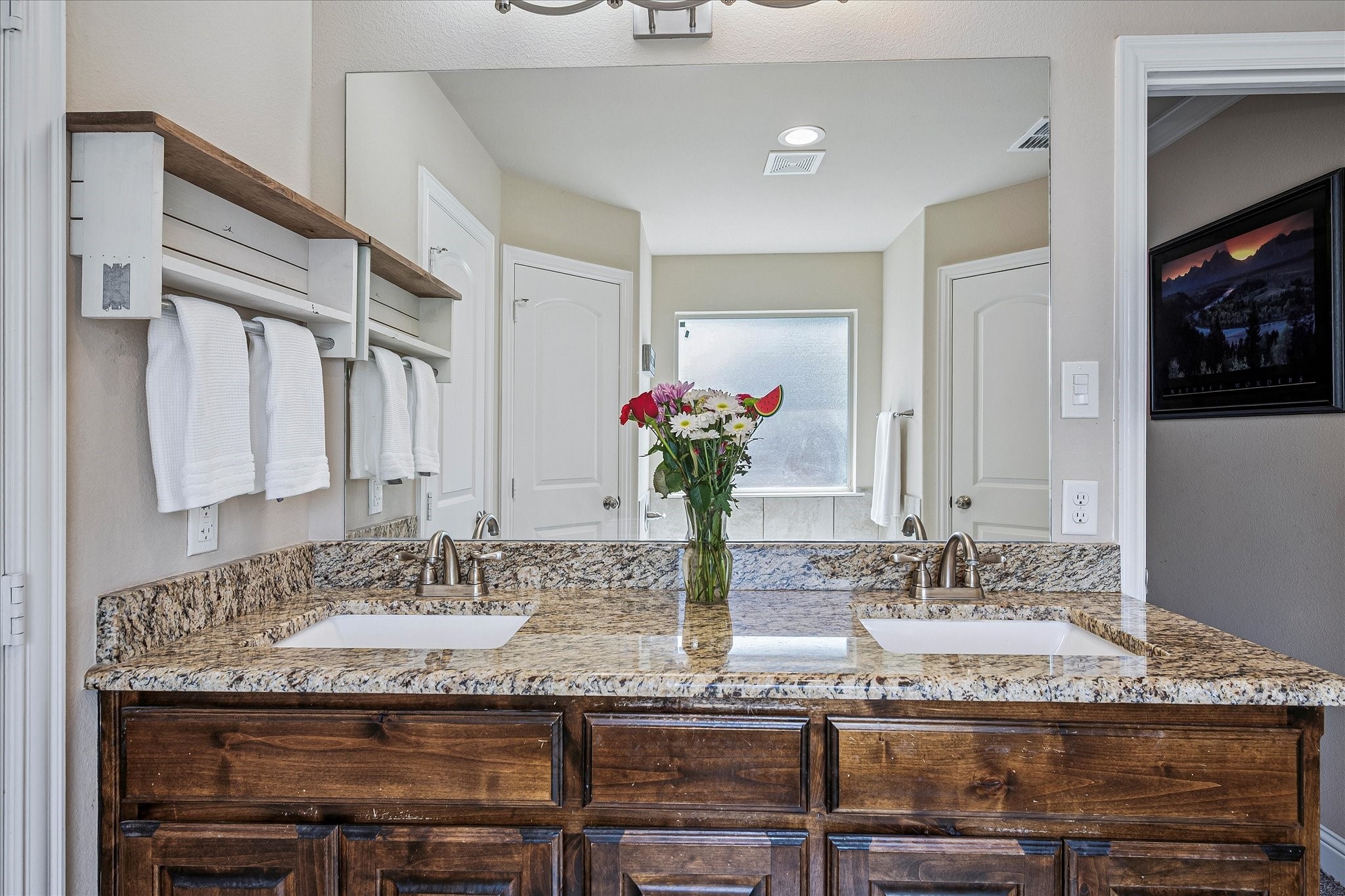 1008 N Main Street, Tioga, TX, 76271 | 20966459 | Realty Texas LLC