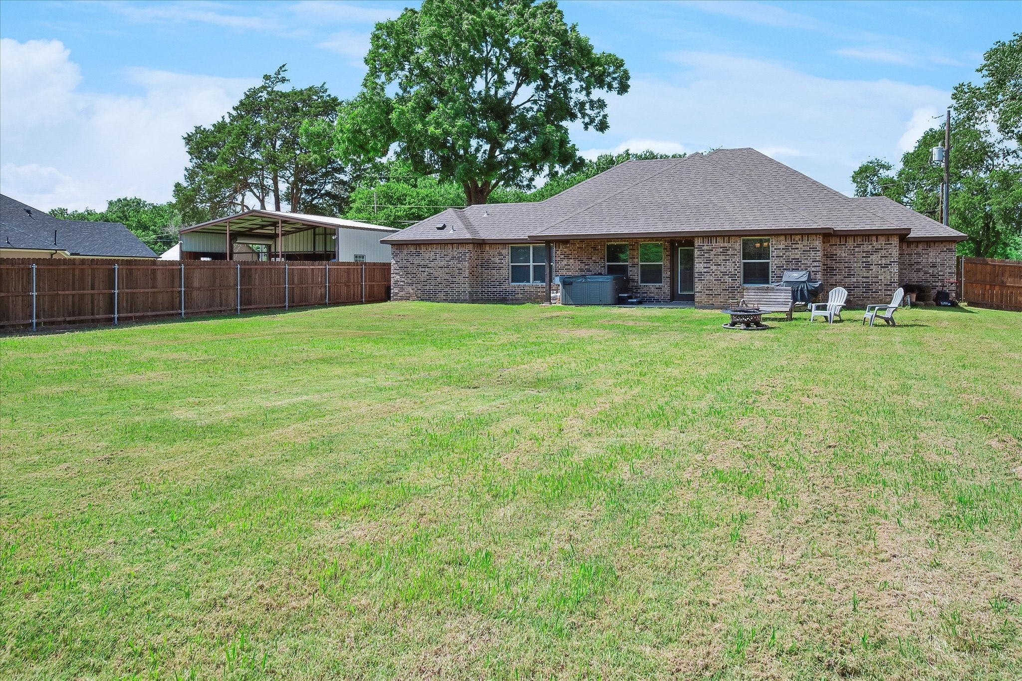 1008 N Main Street, Tioga, TX, 76271 | 20966459 | Realty Texas LLC
