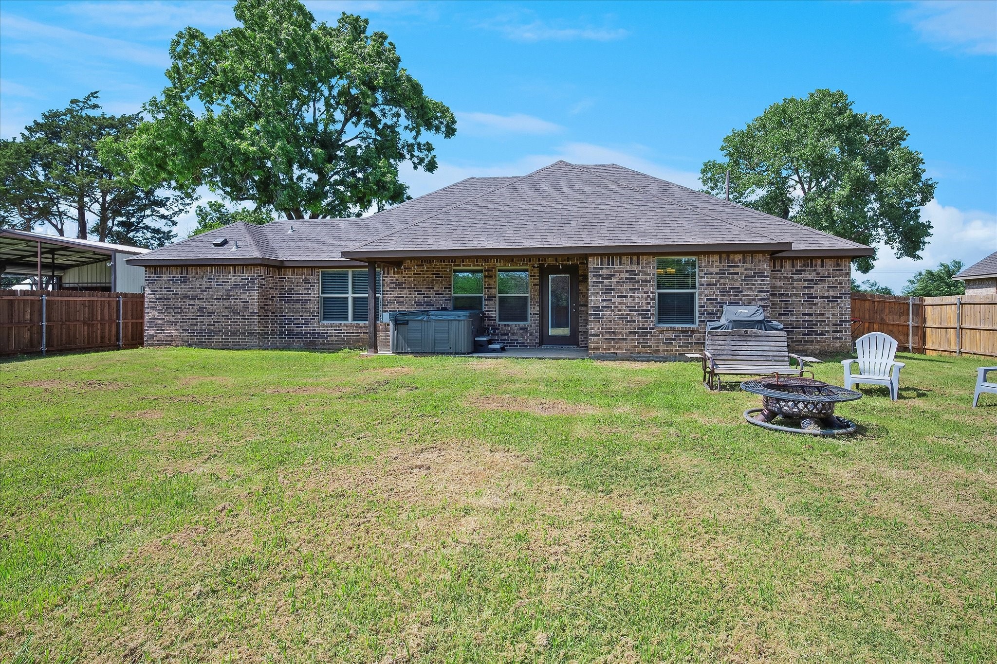 1008 N Main Street, Tioga, TX, 76271 | 20966459 | Realty Texas LLC