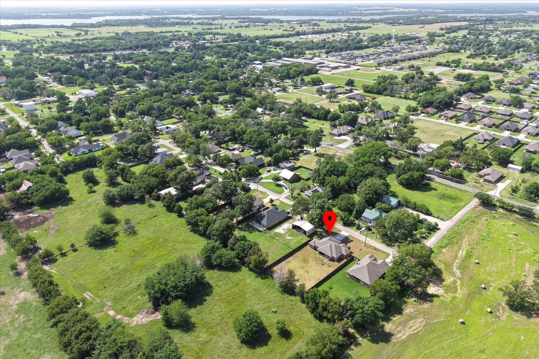 1008 N Main Street, Tioga, TX, 76271 | 20966459 | Realty Texas LLC