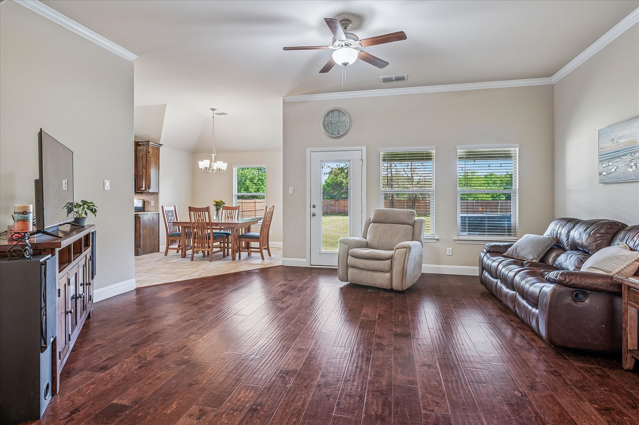 1008 N Main Street, Tioga, TX, 76271 | 20966459 | Realty Texas LLC