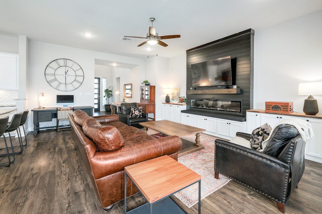 805 Karst Cove , Georgetown, TX, 78628 | 3467654 | Realty Texas LLC