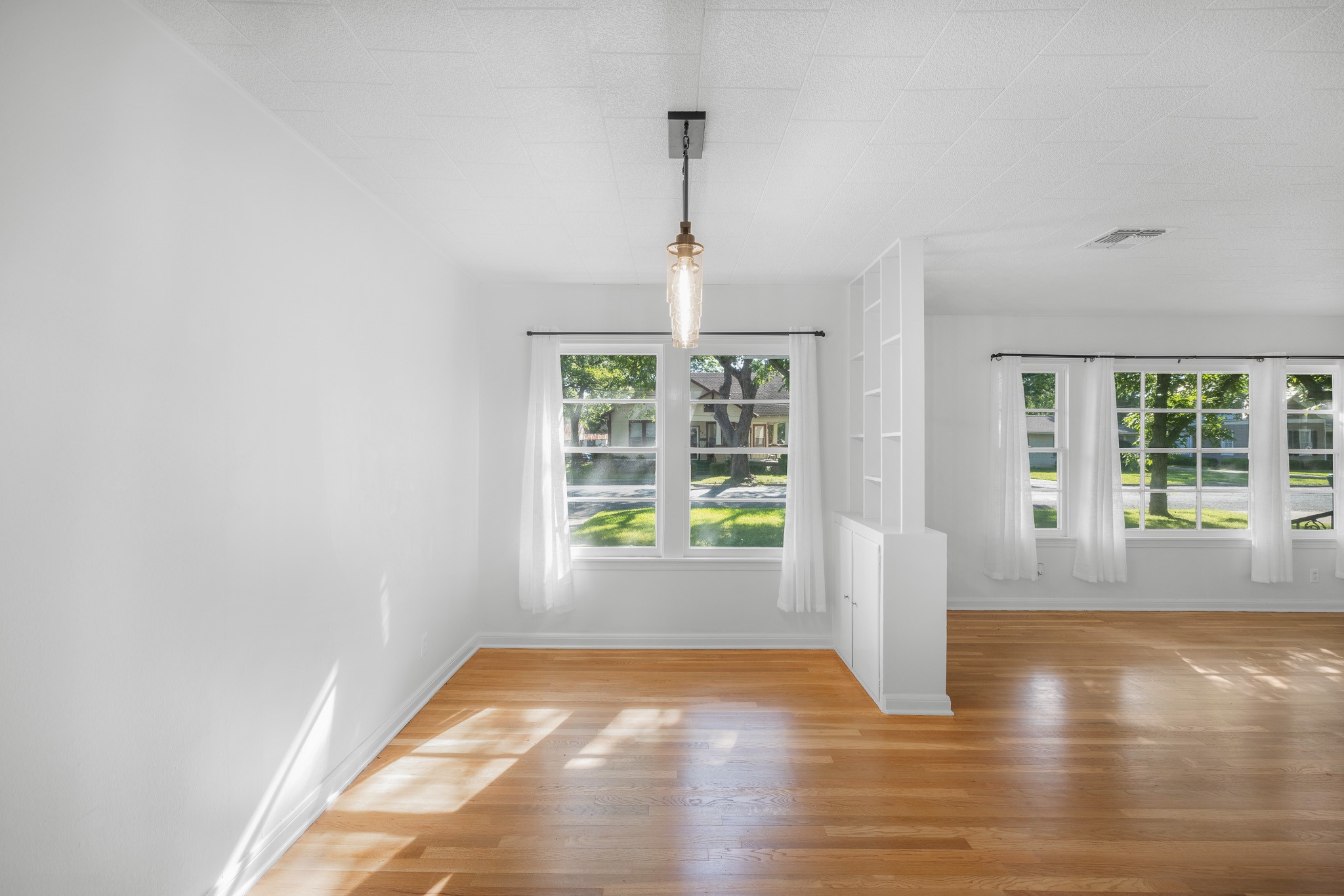 628 S Madison Street, La Grange, TX, 78945 | 63660960 | Realty Texas LLC