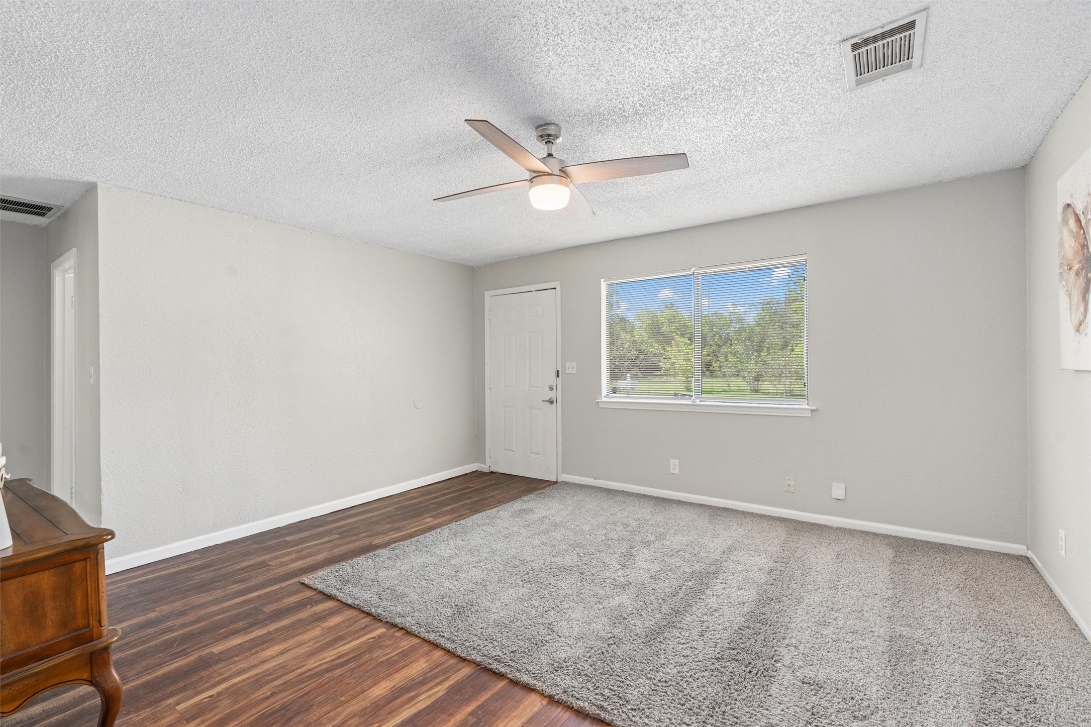 203 E Anderson Ave, Round Rock, TX, 78664 | 5196111 | Realty Texas LLC