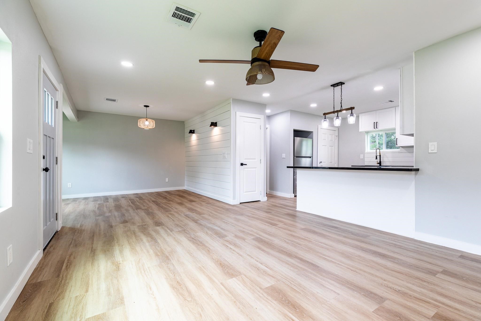 9529 Fairland Drive, Houston, TX, 77051 | 54227739 | Realty Texas LLC
