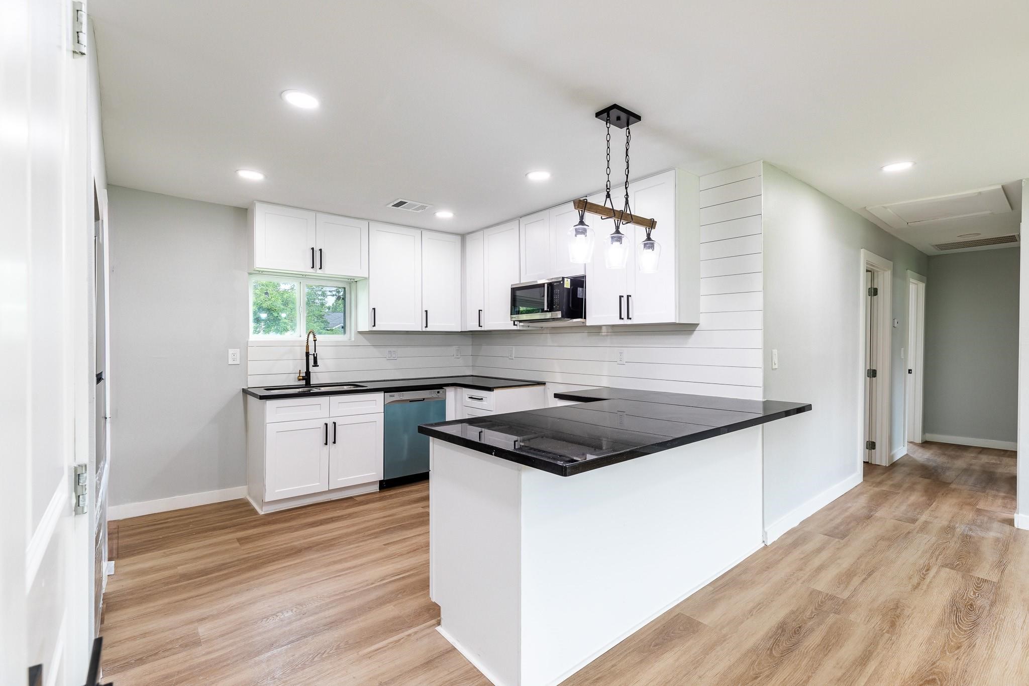 9529 Fairland Drive, Houston, TX, 77051 | 54227739 | Realty Texas LLC