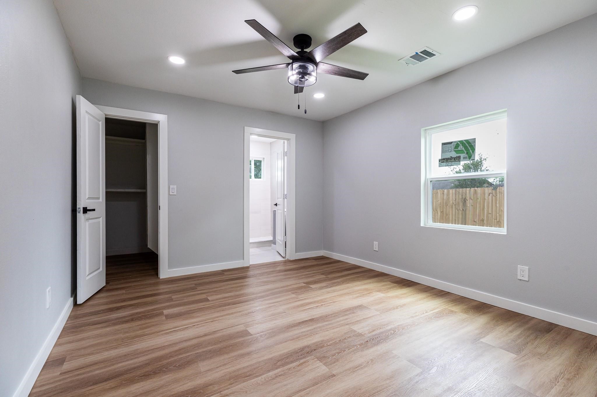9529 Fairland Drive, Houston, TX, 77051 | 54227739 | Realty Texas LLC