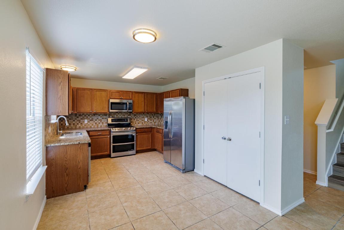 157 Brickyard Lane , Jarrell, TX, 76537 | 4615842 | Realty Texas LLC