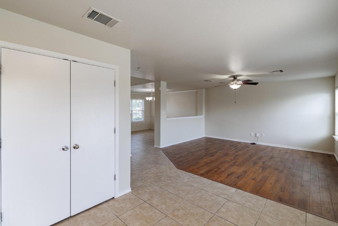 157 Brickyard Lane , Jarrell, TX, 76537 | 4615842 | Realty Texas LLC