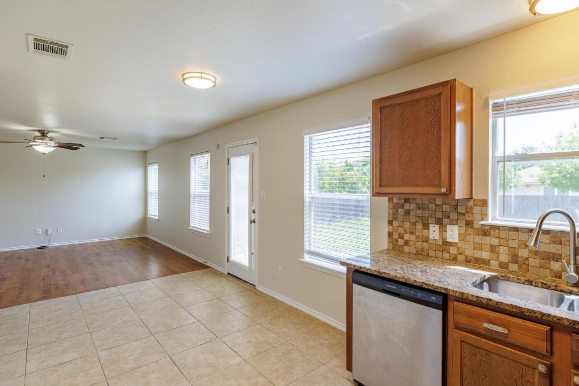 157 Brickyard Lane , Jarrell, TX, 76537 | 4615842 | Realty Texas LLC