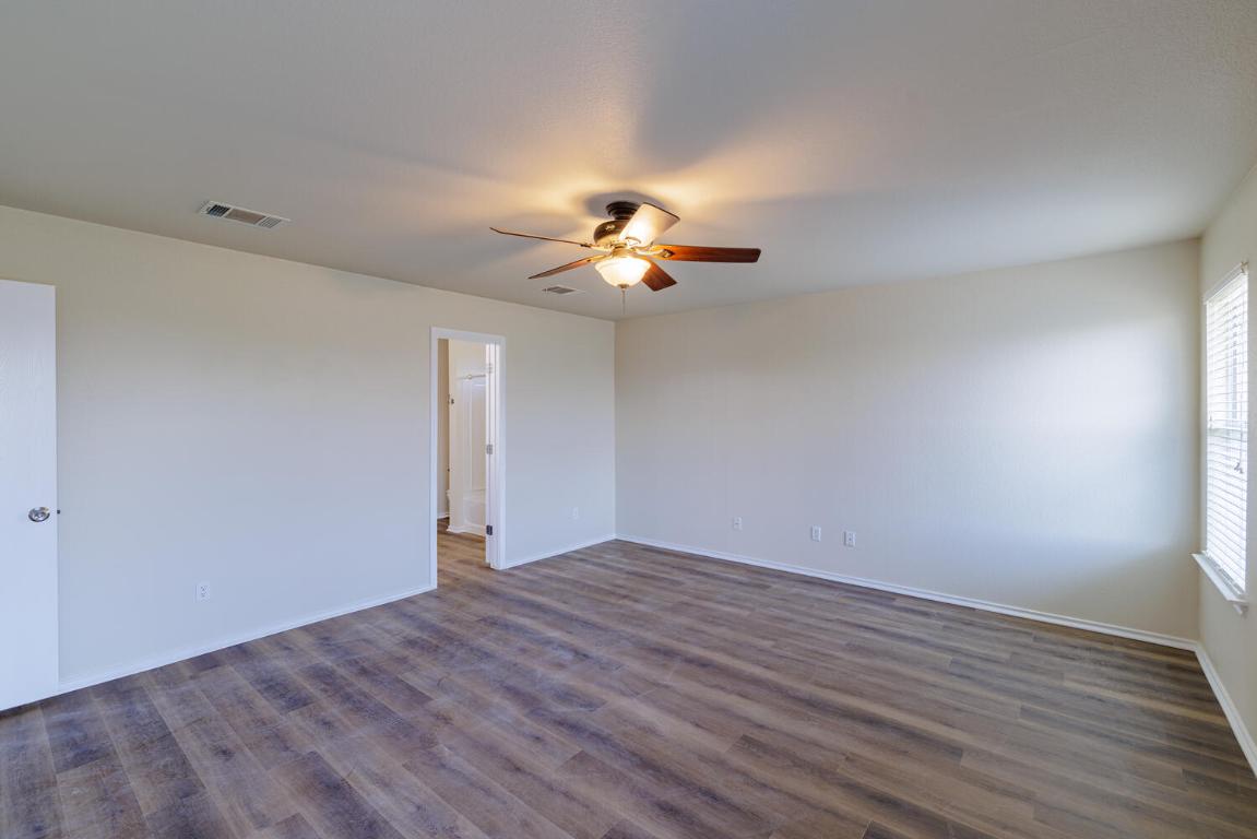 157 Brickyard Lane , Jarrell, TX, 76537 | 4615842 | Realty Texas LLC