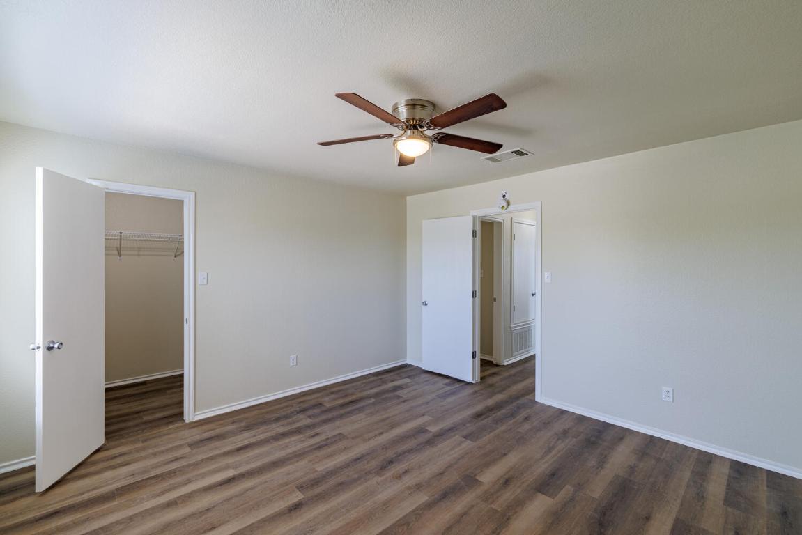 157 Brickyard Lane , Jarrell, TX, 76537 | 4615842 | Realty Texas LLC