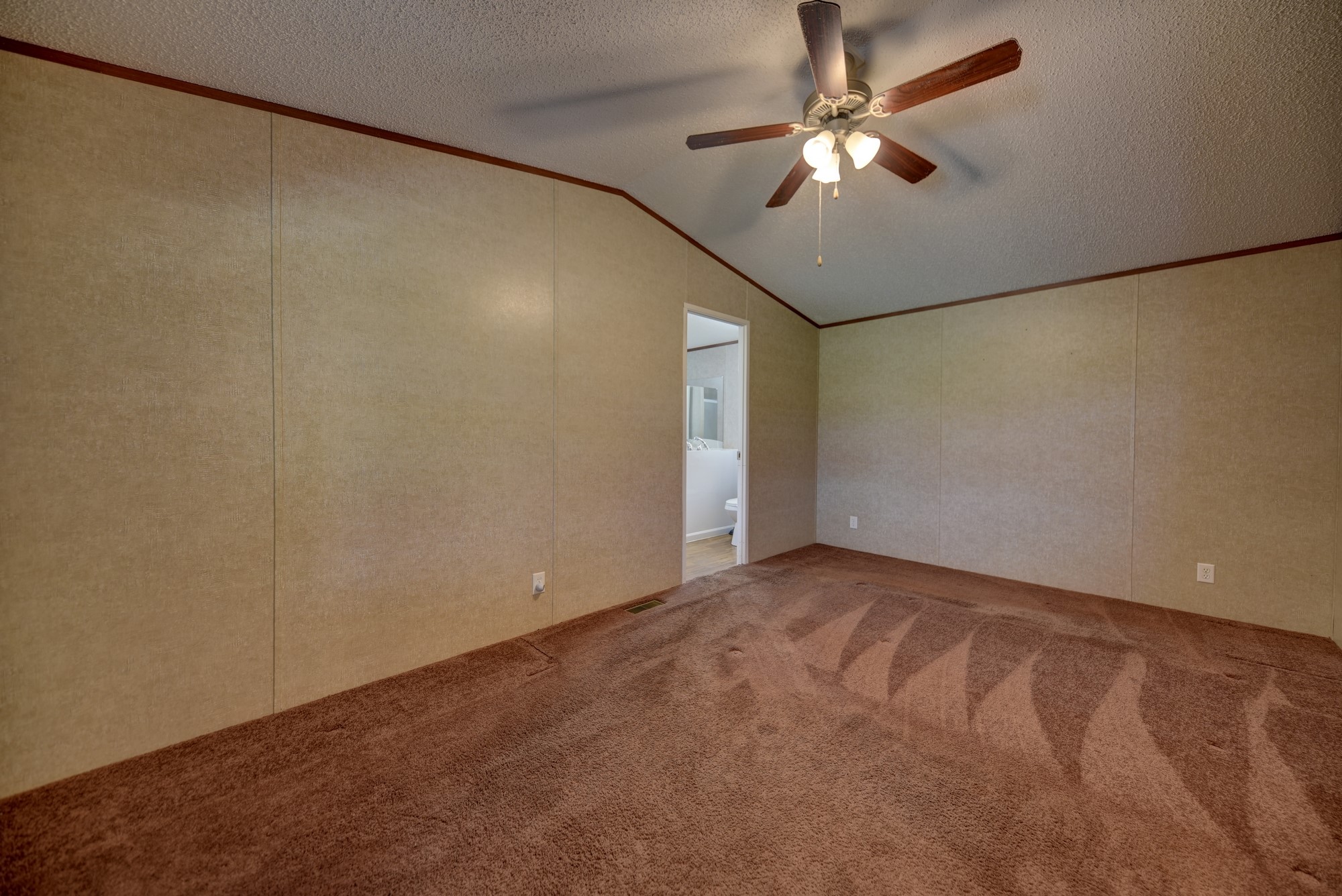 1368 County Road 207, Giddings, TX, 78942 | 3549794 | Realty Texas LLC