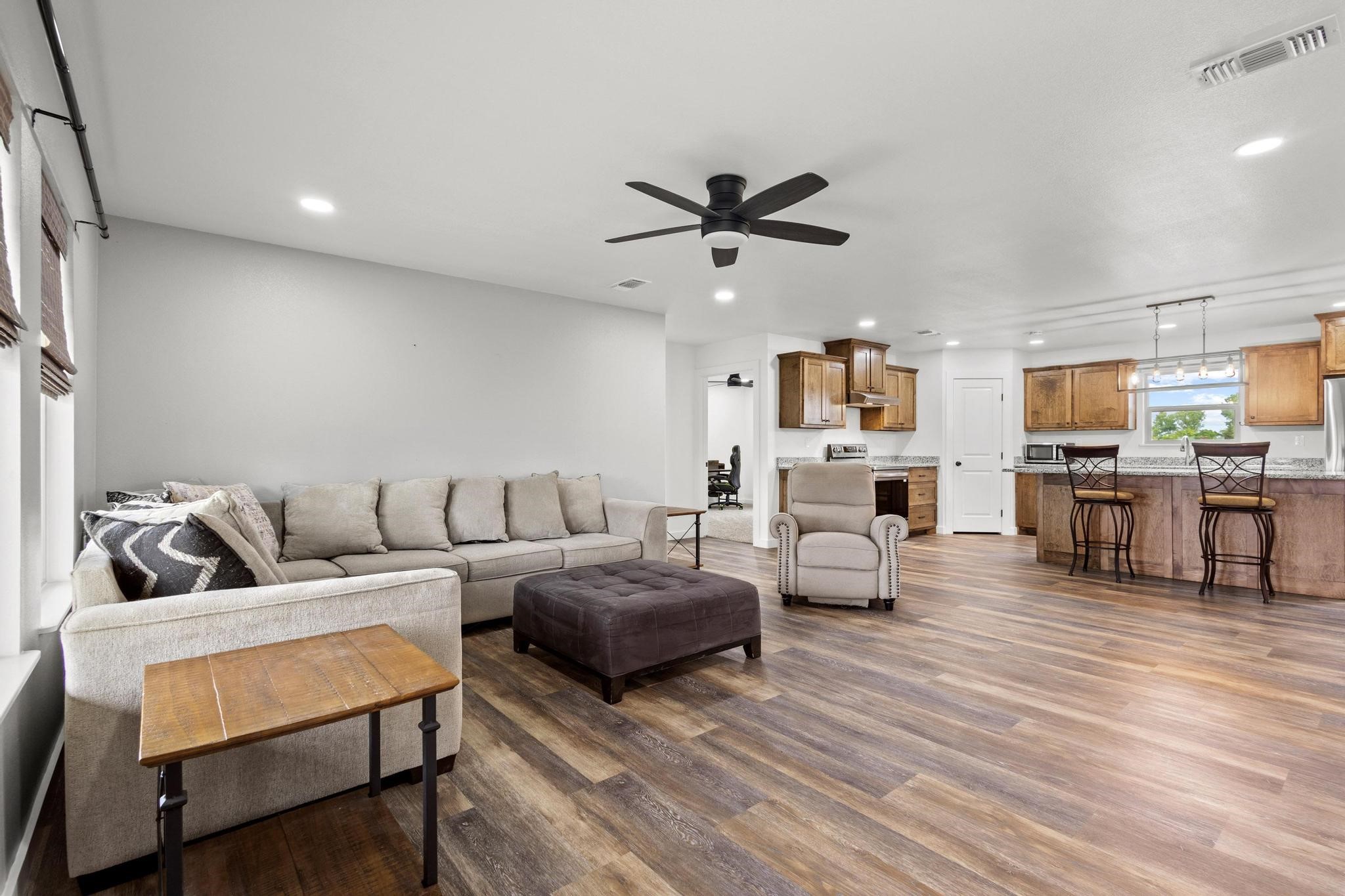 293 Private Road 36008, Honey Grove, TX, 75446 | 20962350 | Realty Texas LLC