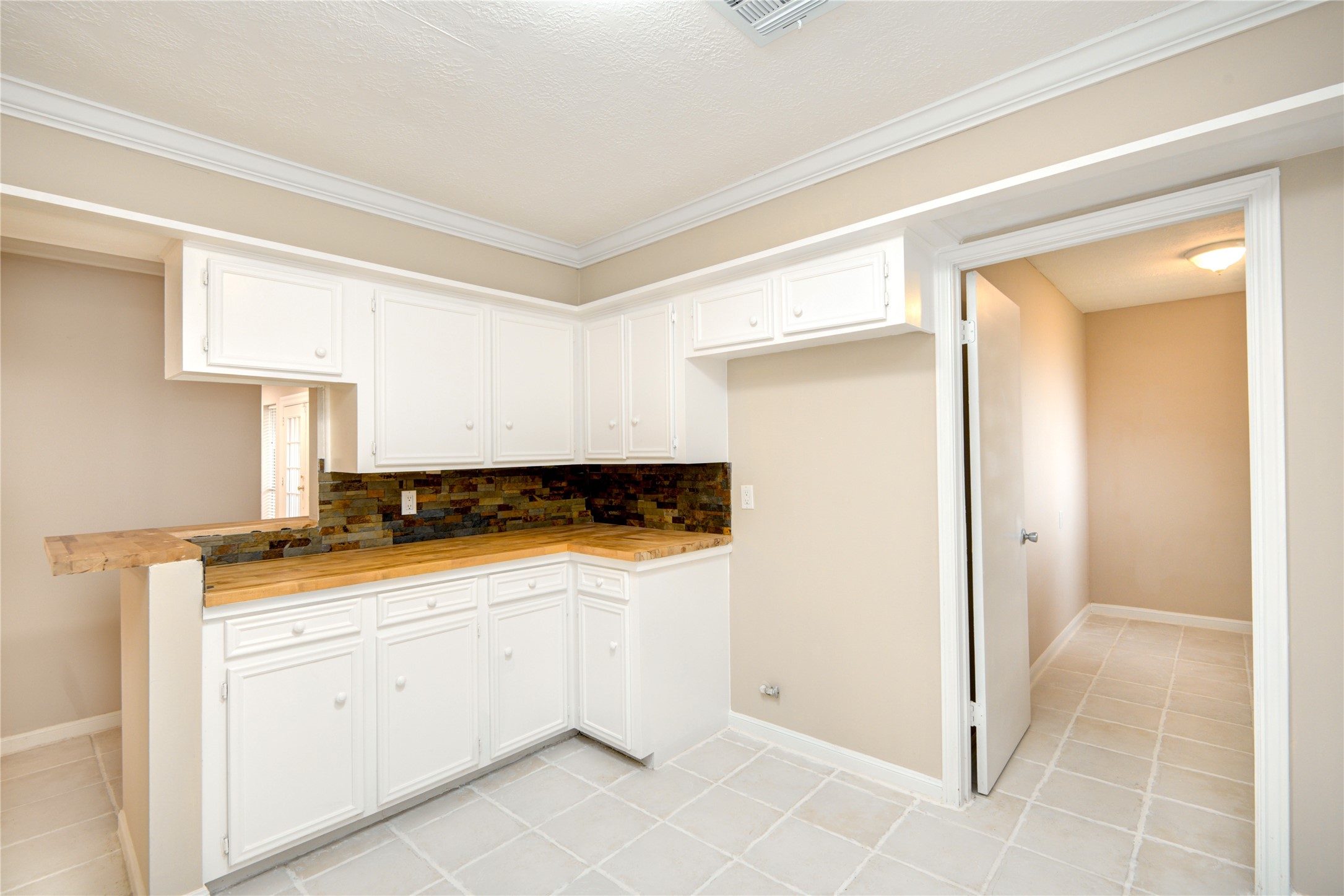 13903 Chevy Chase Drive , Houston, TX, 77077 | 75708110 | Realty Texas LLC
