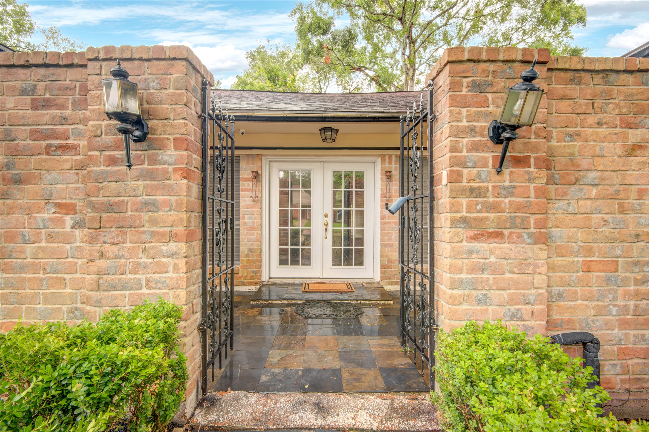 13903 Chevy Chase Drive , Houston, TX, 77077 | 75708110 | Realty Texas LLC