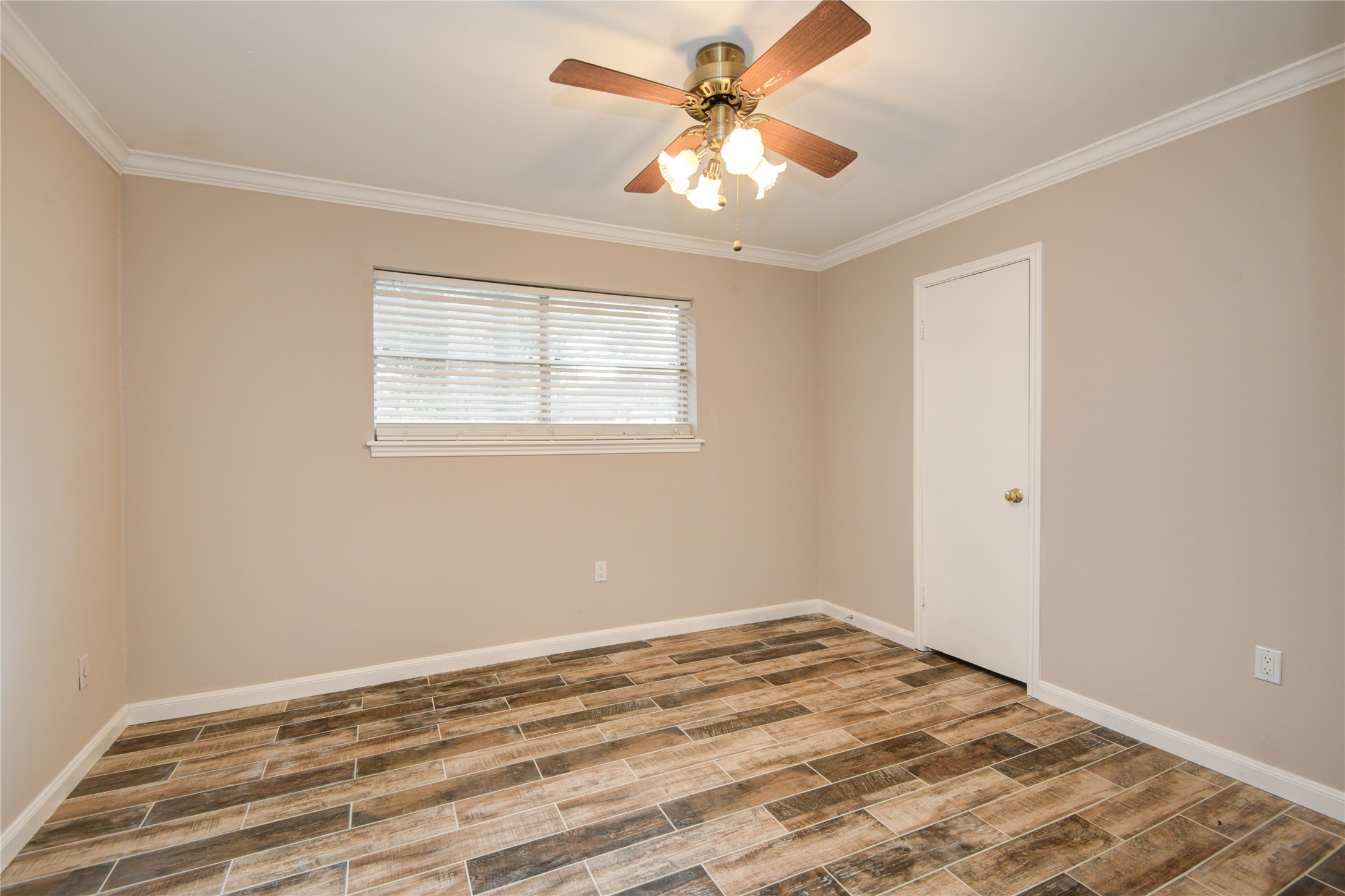 13903 Chevy Chase Drive , Houston, TX, 77077 | 75708110 | Realty Texas LLC
