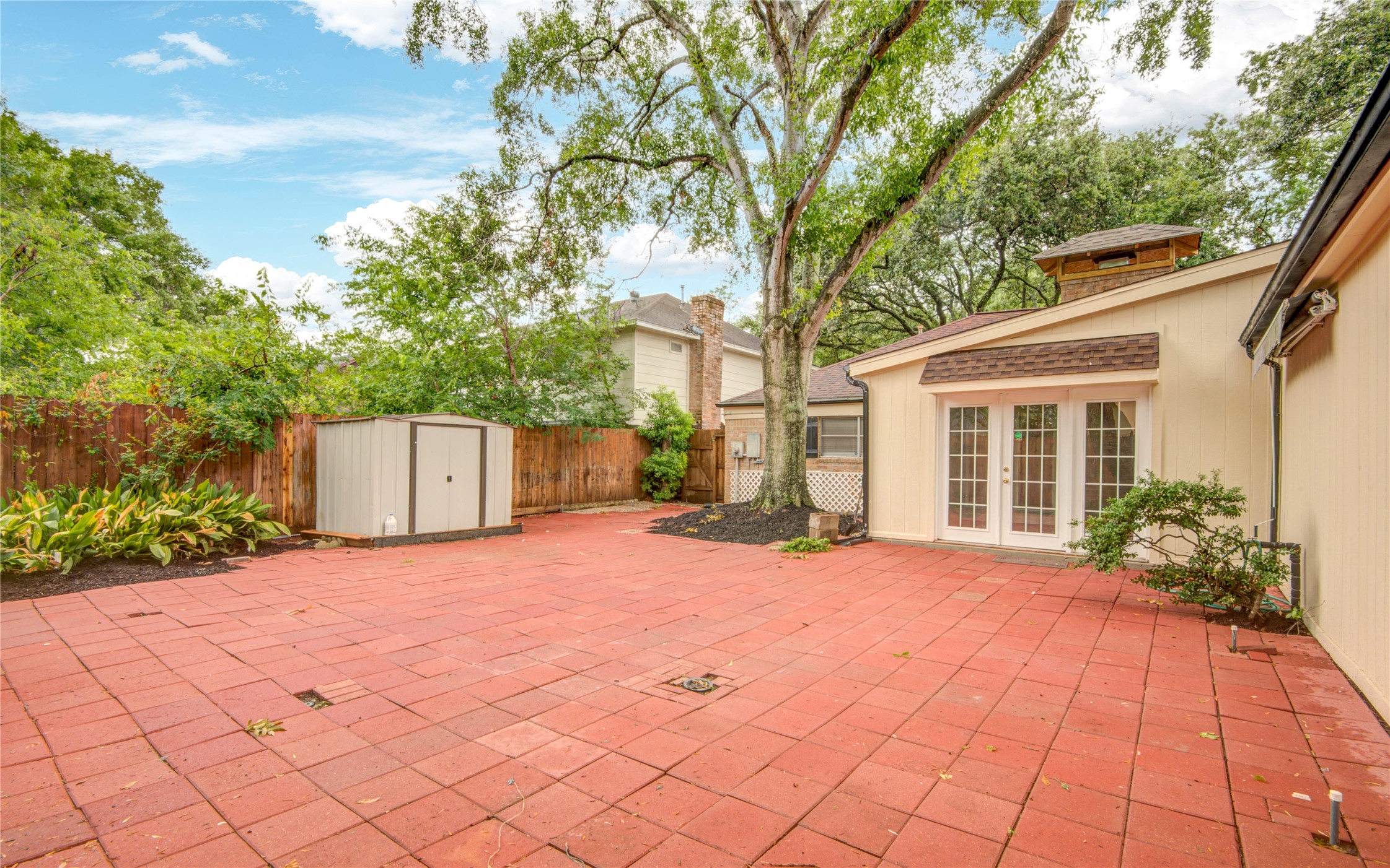 13903 Chevy Chase Drive , Houston, TX, 77077 | 75708110 | Realty Texas LLC