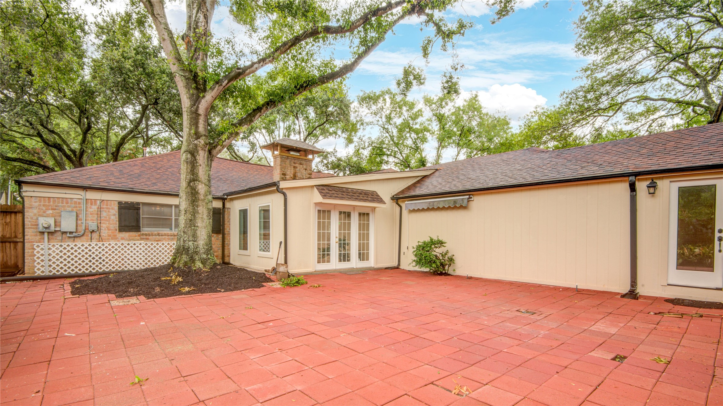 13903 Chevy Chase Drive , Houston, TX, 77077 | 75708110 | Realty Texas LLC
