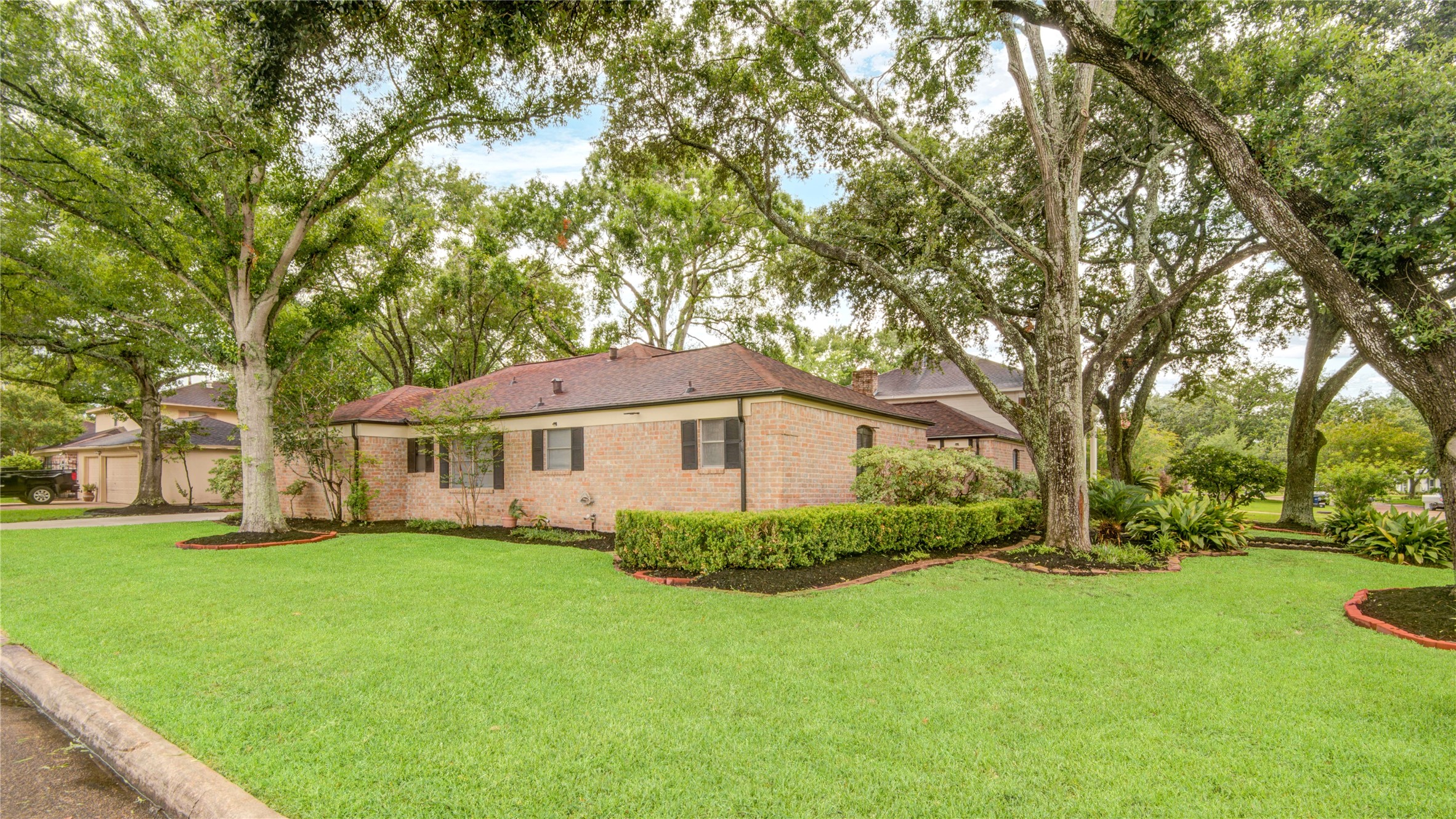 13903 Chevy Chase Drive , Houston, TX, 77077 | 75708110 | Realty Texas LLC