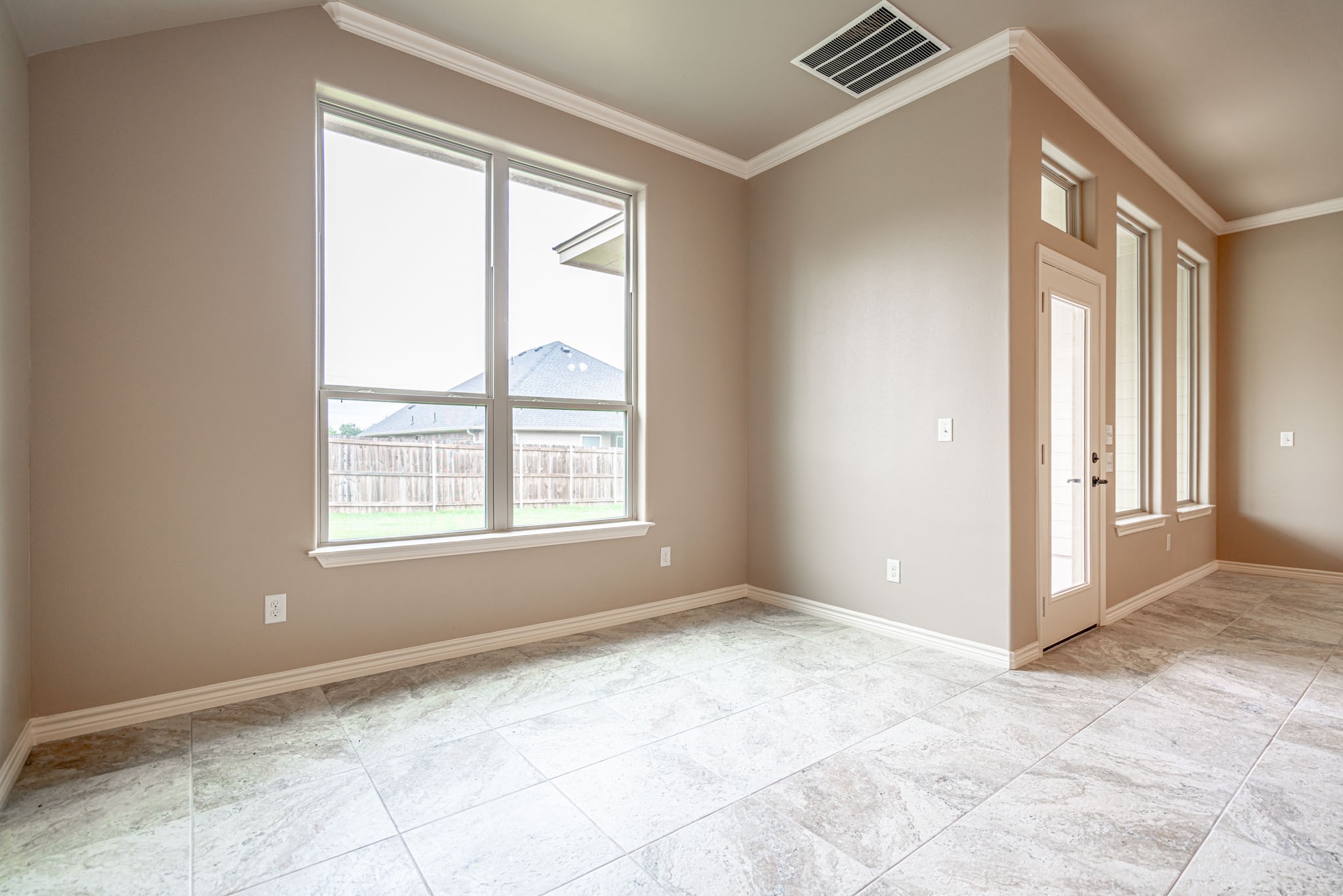 2600 Creek Drive, Granbury, TX, 76048 | 20969878 | Realty Texas LLC