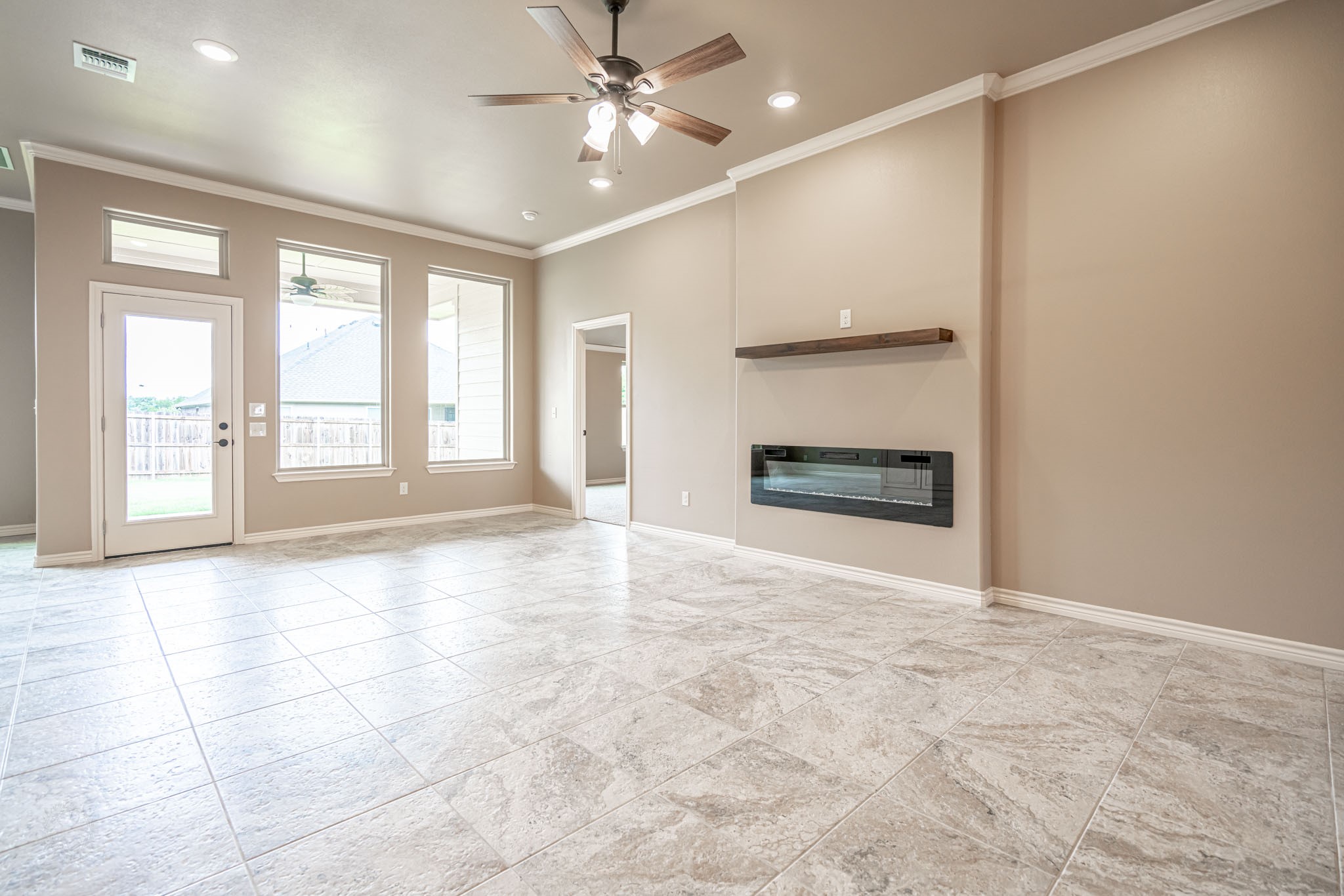 2600 Creek Drive, Granbury, TX, 76048 | 20969878 | Realty Texas LLC