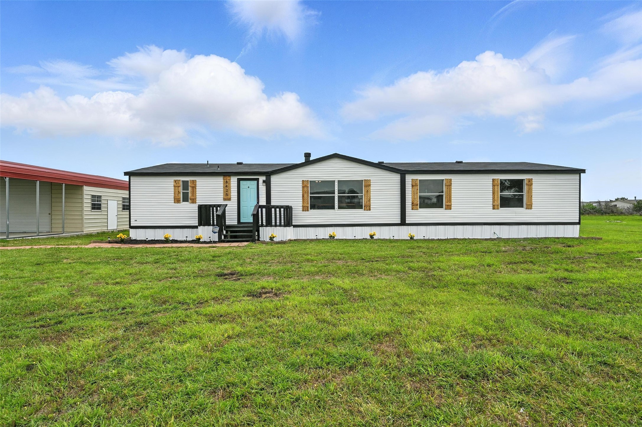 8425 Longhorn Drive, Justin, TX, 76247 | 20963186 | Realty Texas LLC