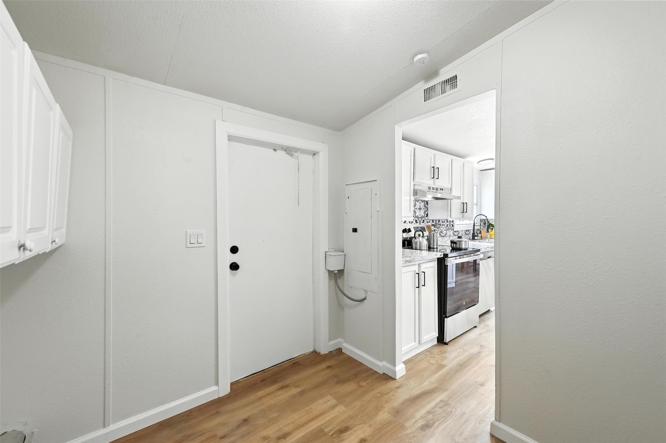 8425 Longhorn Drive, Justin, TX, 76247 | 20963186 | Realty Texas LLC