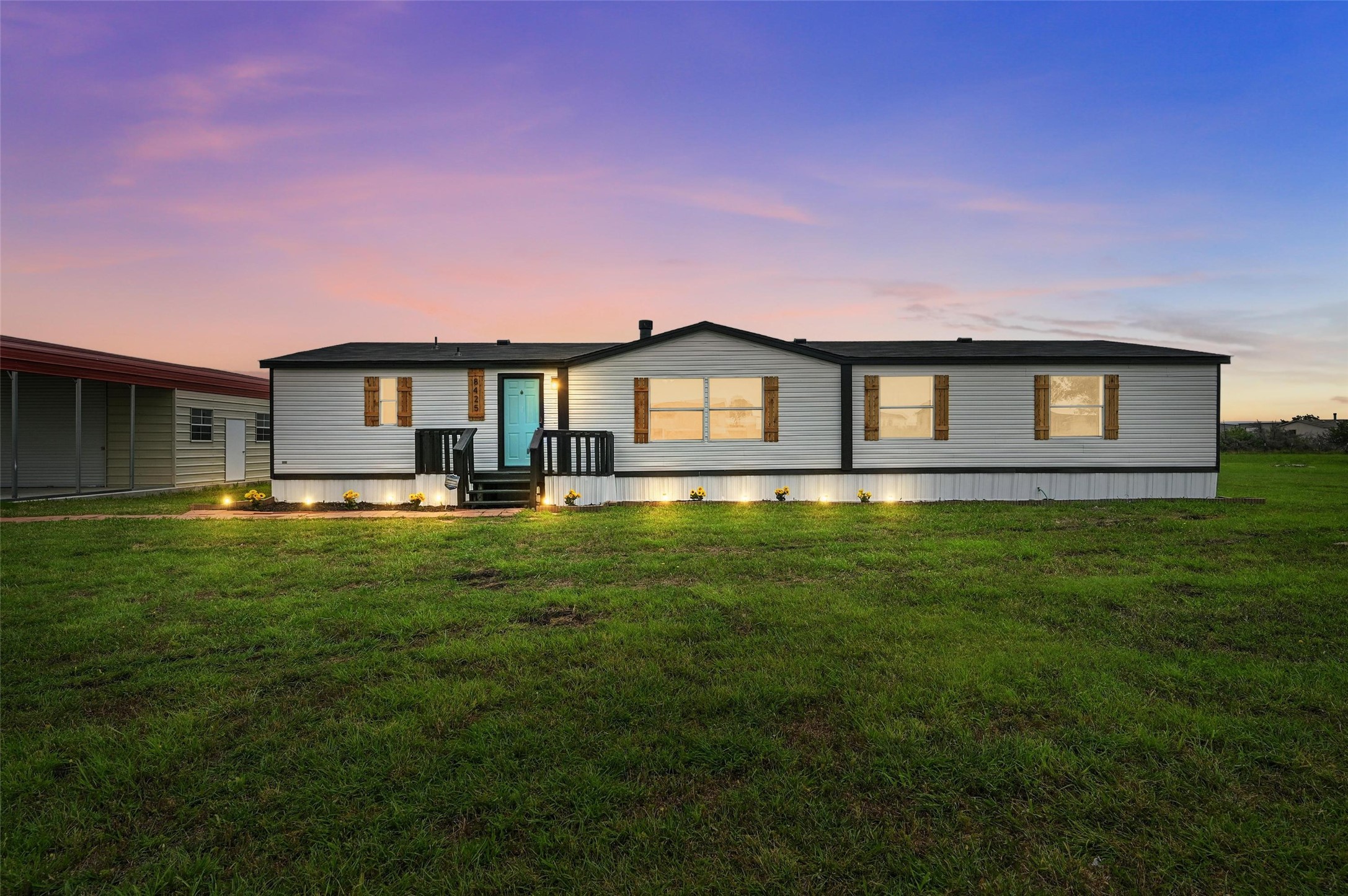 8425 Longhorn Drive, Justin, TX, 76247 | 20963186 | Realty Texas LLC