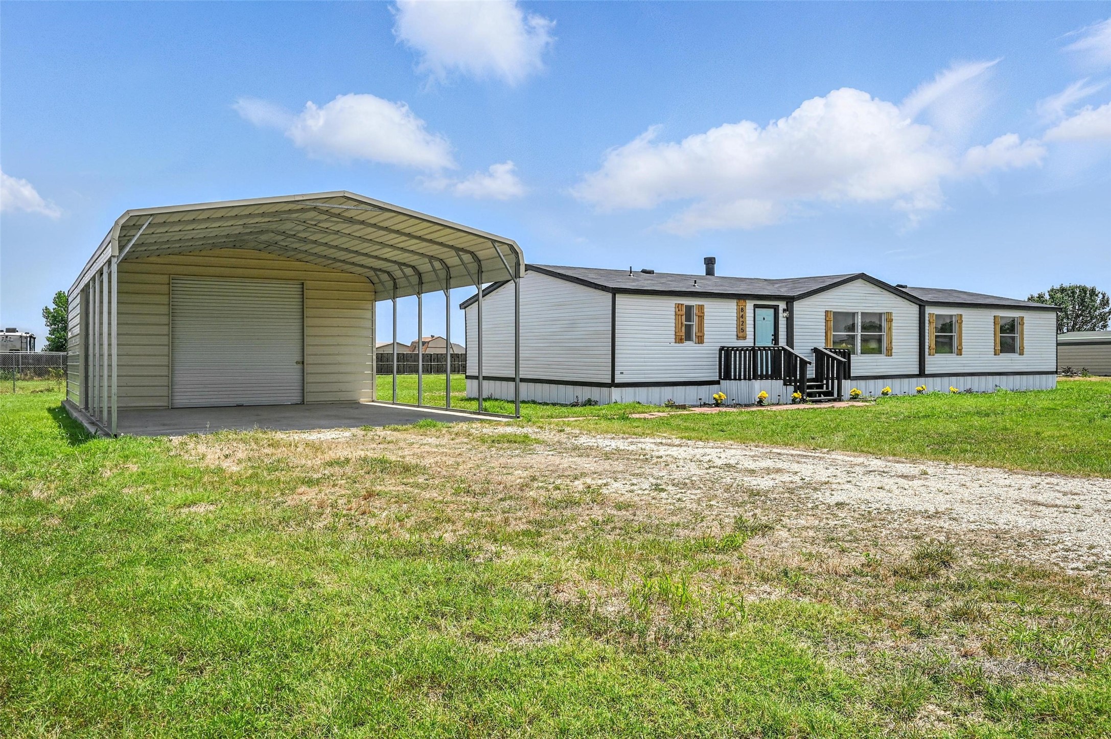 8425 Longhorn Drive, Justin, TX, 76247 | 20963186 | Realty Texas LLC