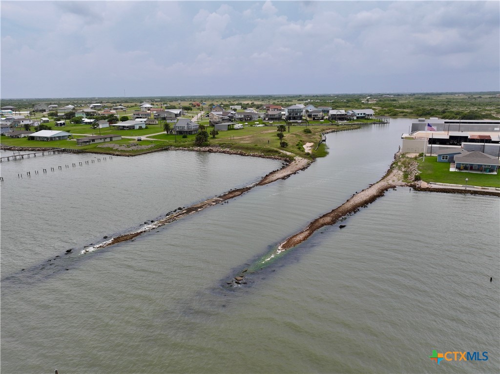 239 Marshall Johnson Avenue, Port Lavaca, TX, 77979 | 583461 | Realty Texas LLC