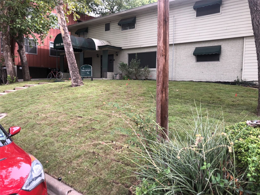 306 E 30th Street 205, Austin, TX, 78705 | 3153834 | Realty Texas LLC