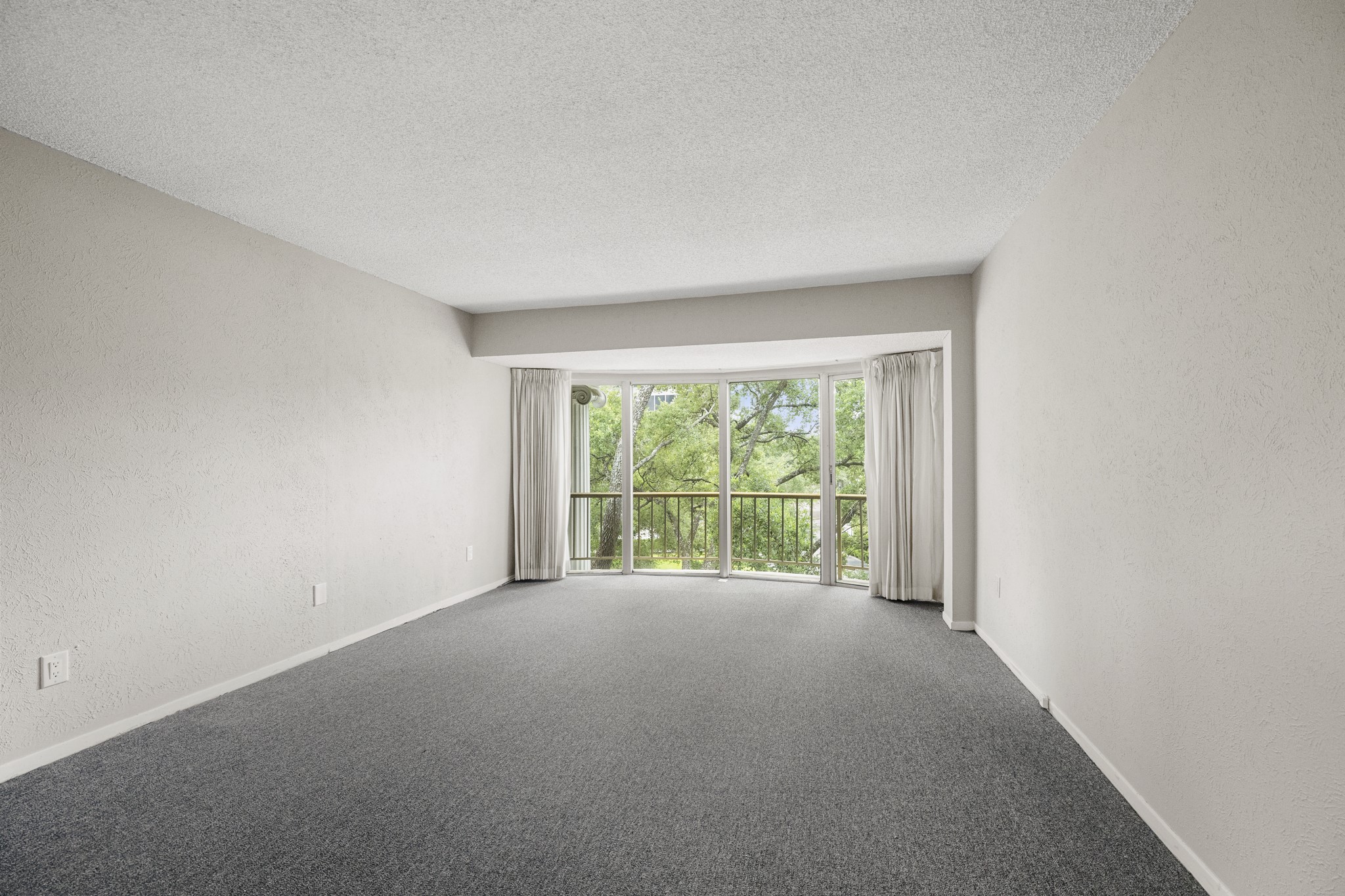 5050 Ambassador Way 302 , Houston, TX, 77056 | 64014591 | Realty Texas LLC
