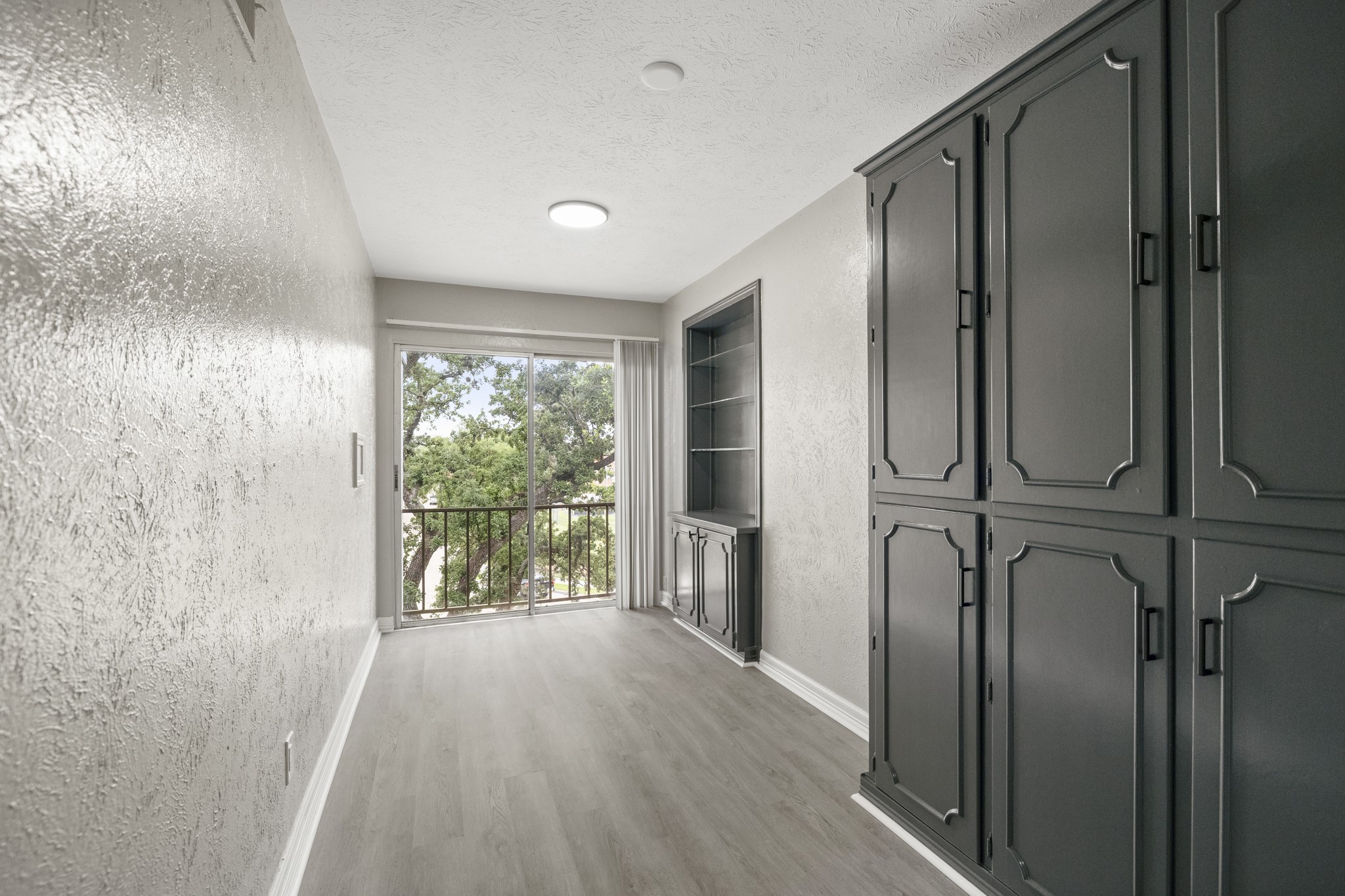5050 Ambassador Way 302 , Houston, TX, 77056 | 64014591 | Realty Texas LLC