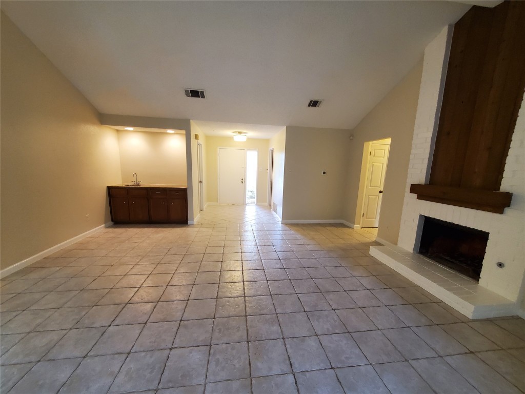 1205 Doonesbury Drive , Austin, TX, 78758 | 7326831 | Realty Texas LLC