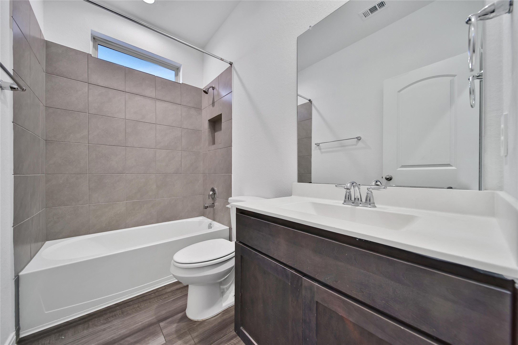 906 Youth Water Road, Montgomery, TX, 77316 | 10661965 | Realty Texas LLC