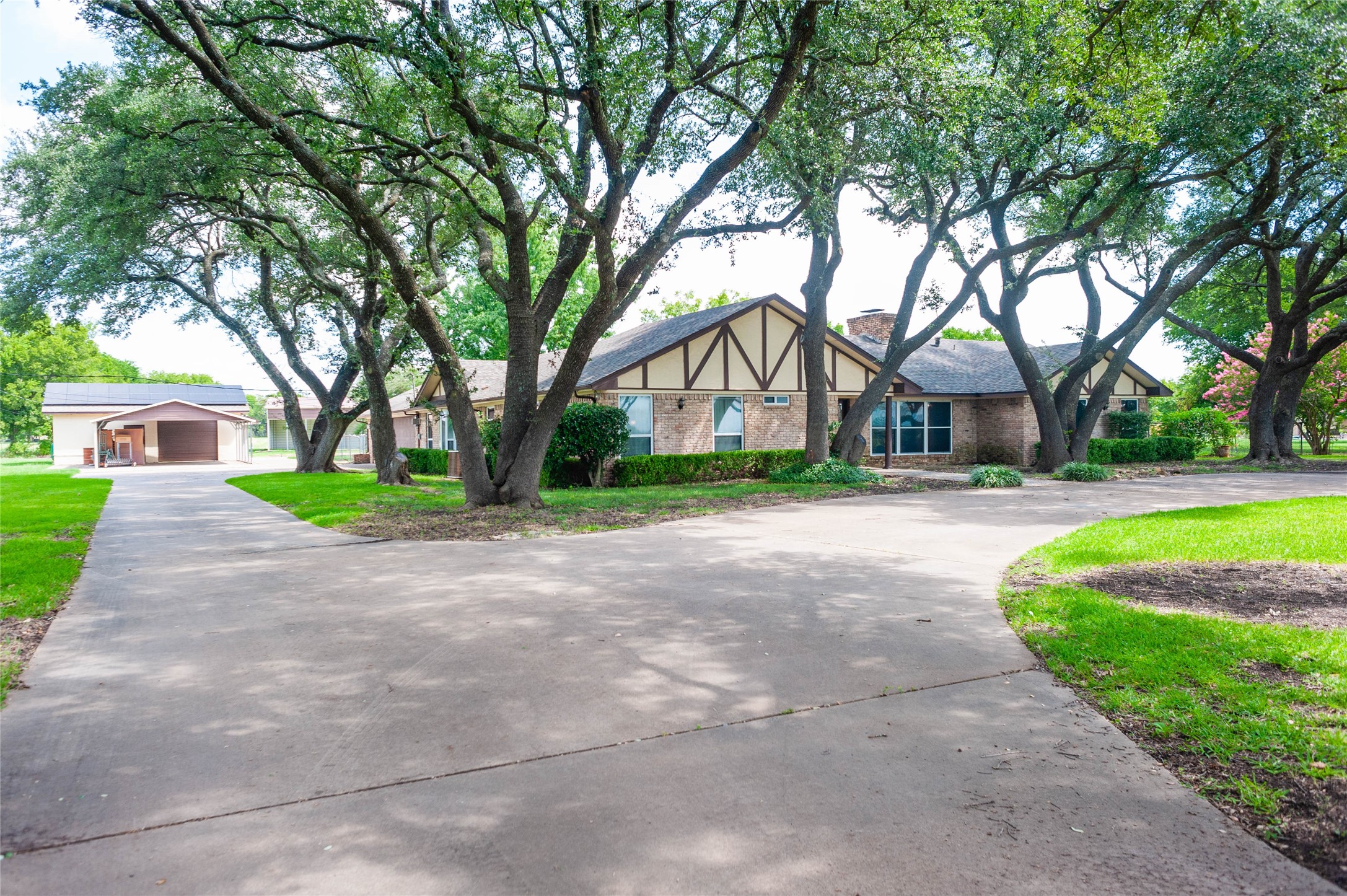 110 Rockett Lane, Pecan Hill, TX, 75154 | 20970993 | Realty Texas LLC