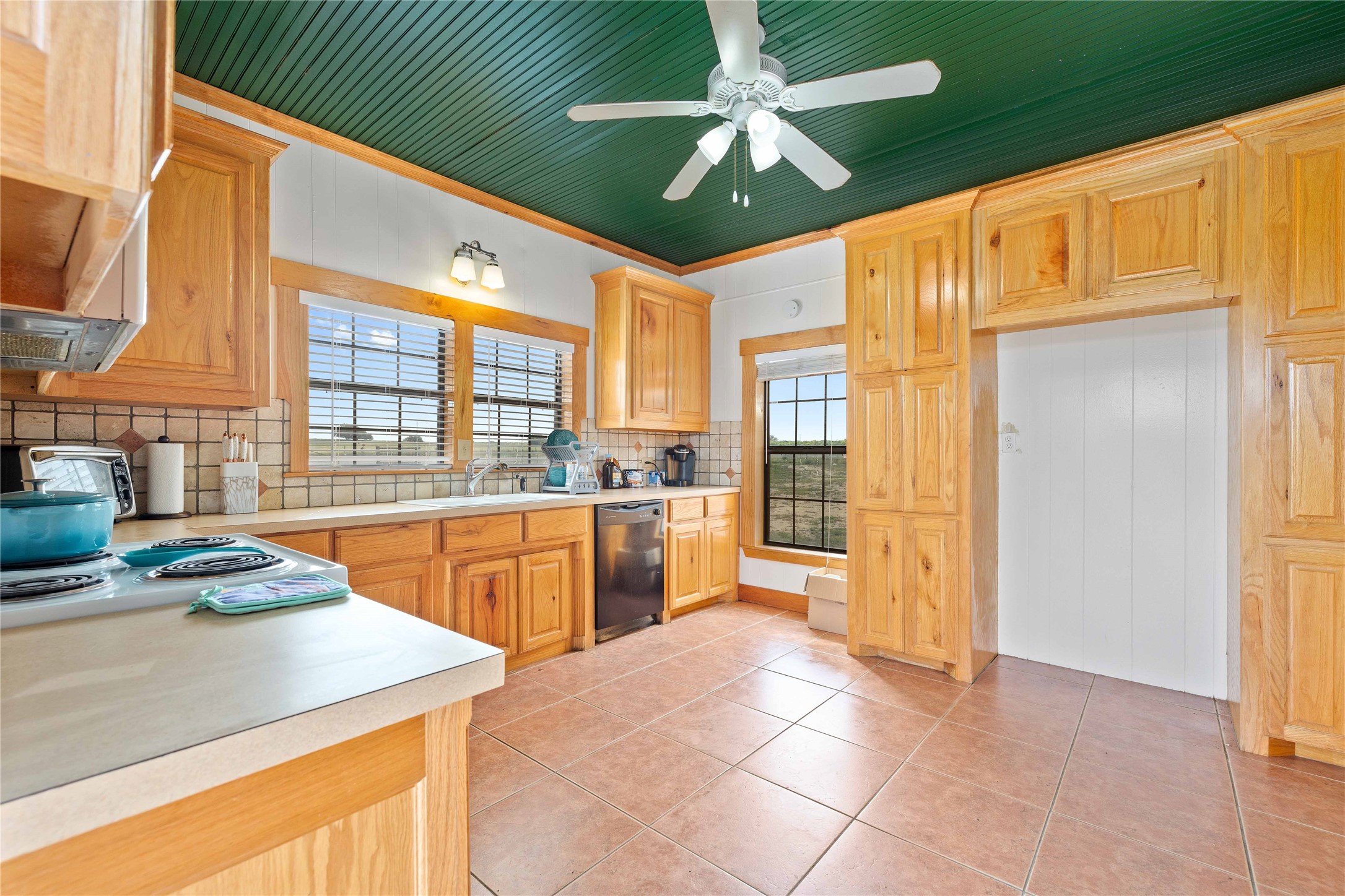 1153 W 84 Highway, Mullin, TX, 76864 | 20971003 | Realty Texas LLC