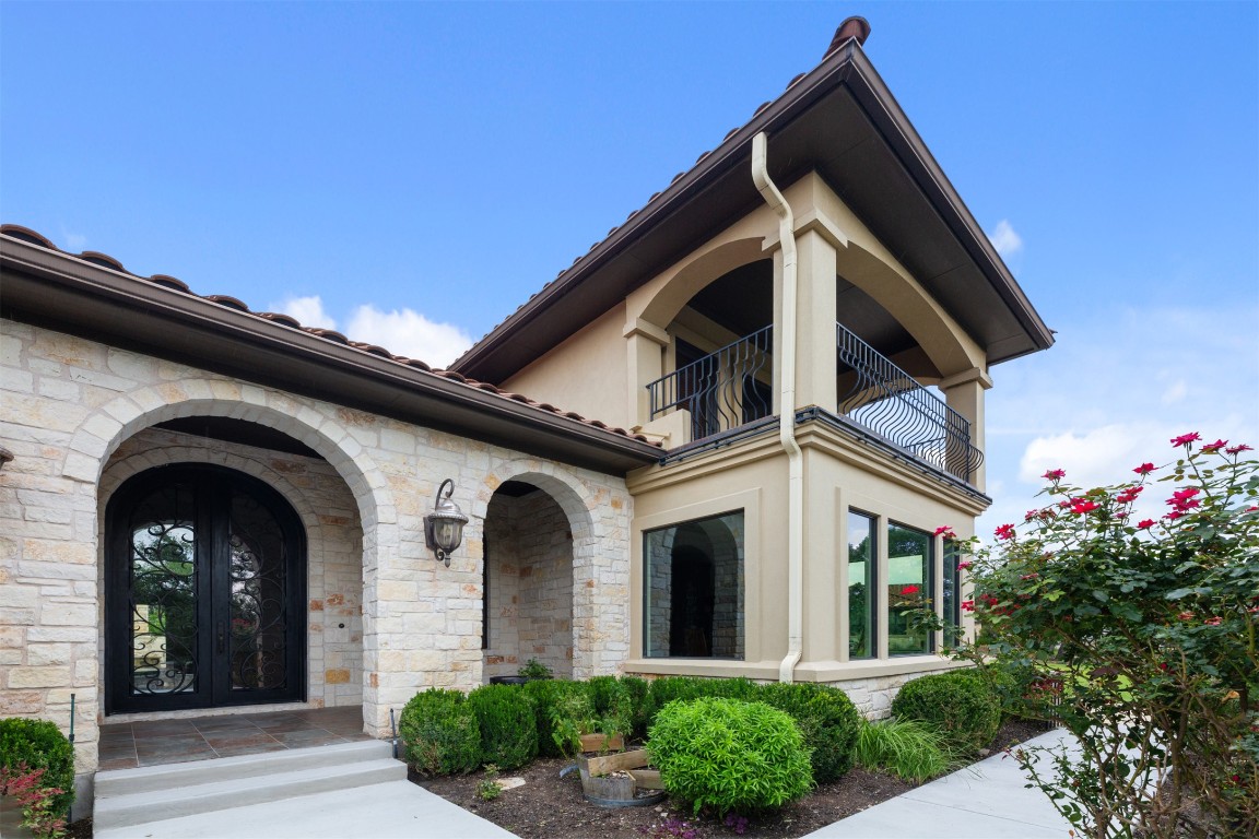 16917 Northlake Hills Drive, Jonestown, TX, 78645 | 8221575 | Realty Texas LLC