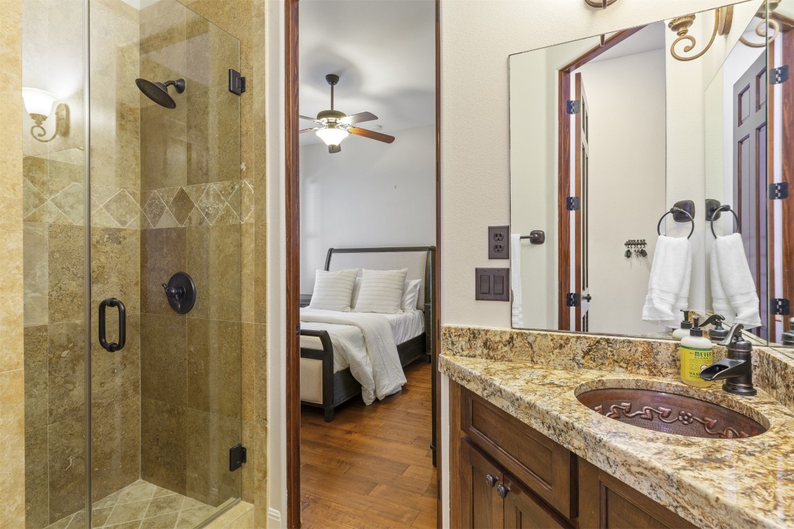 16917 Northlake Hills Drive, Jonestown, TX, 78645 | 8221575 | Realty Texas LLC